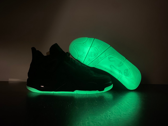 air jordan 4 retro kaws 