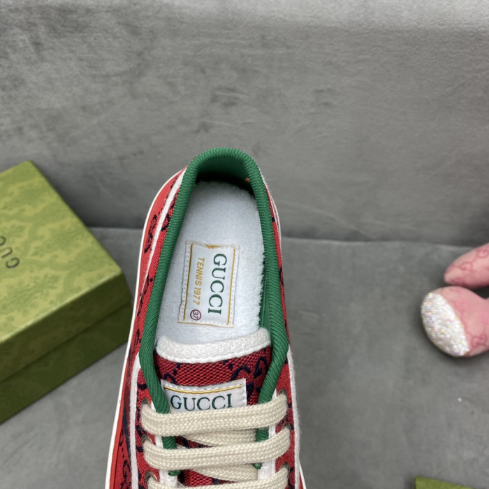 G*u*i sneaker