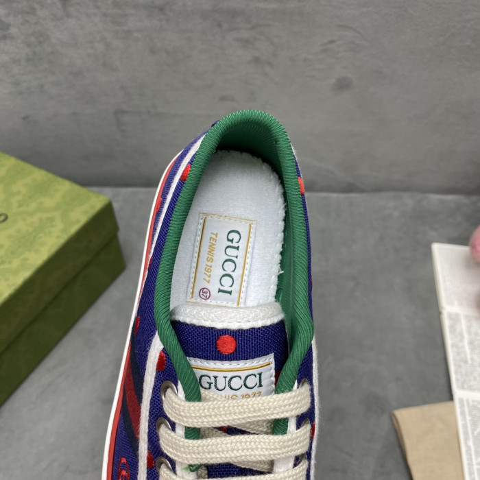 G*u*i sneaker
