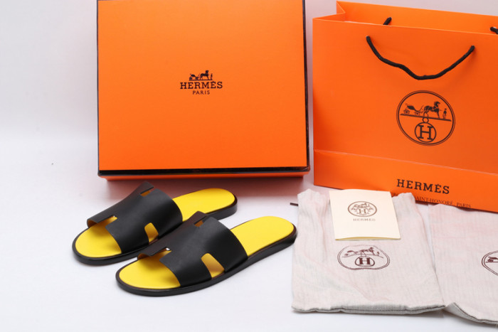 herm*s  slippers
