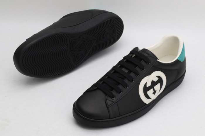 G*u*i ace embroidered low-top sneaker