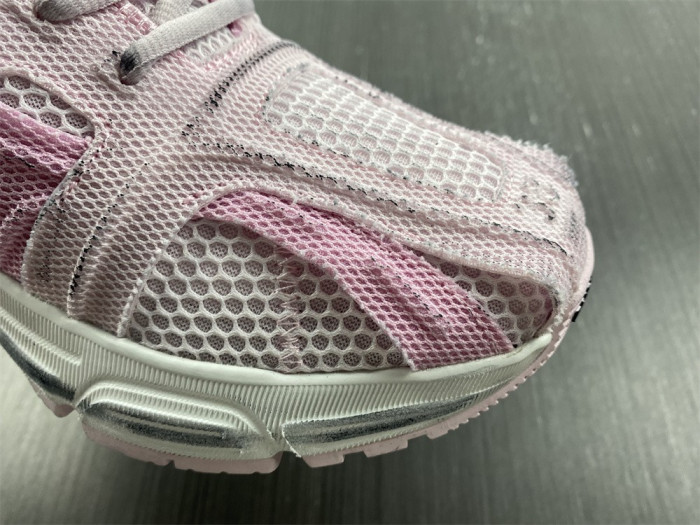 Ba*len*cia*ga -phantom sneakers