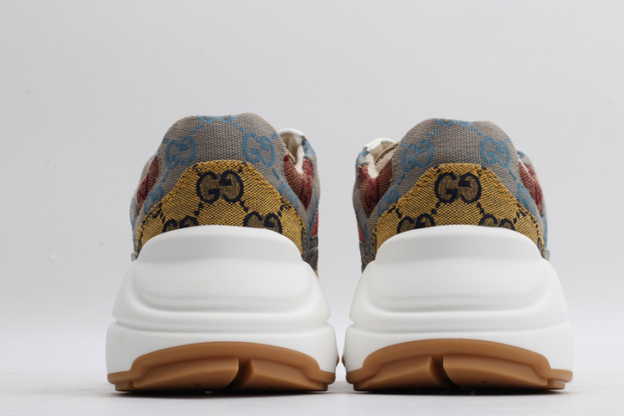 G*u*i sneaker