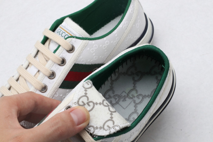 G*u*i  sneaker