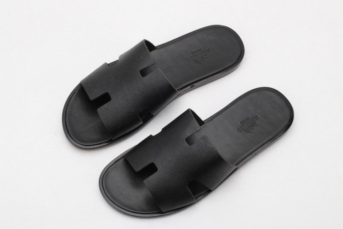 herm*s  slippers