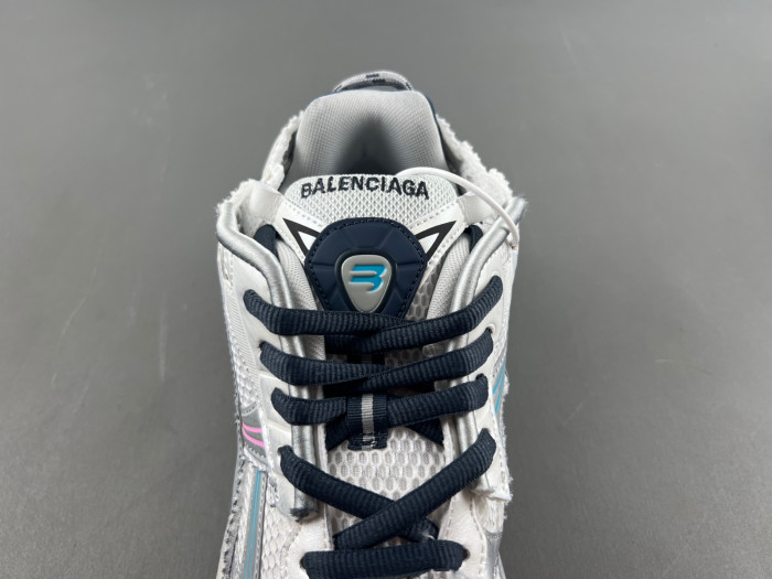 Ba*len*cia*ga -runner