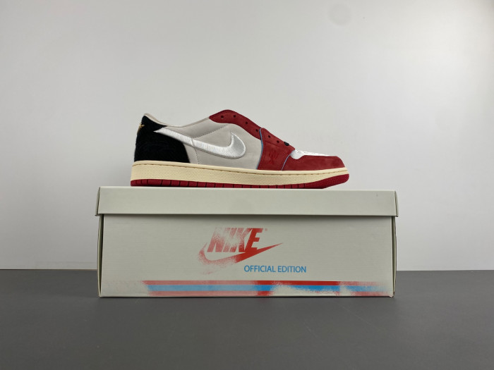 trophy room x air jordan 1 low og "home" hv6157-100