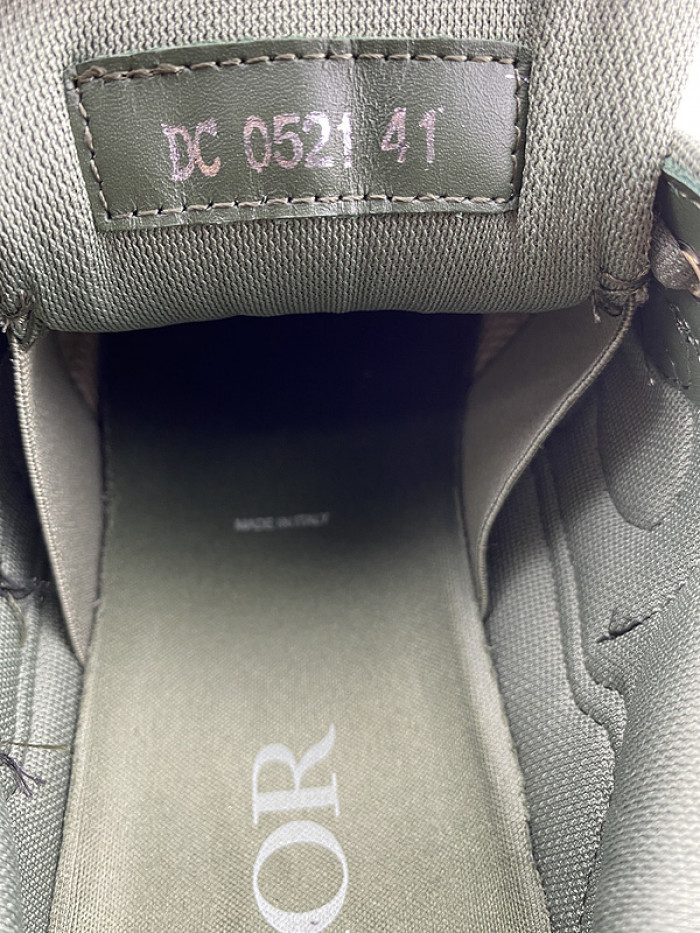 b30 sneaker