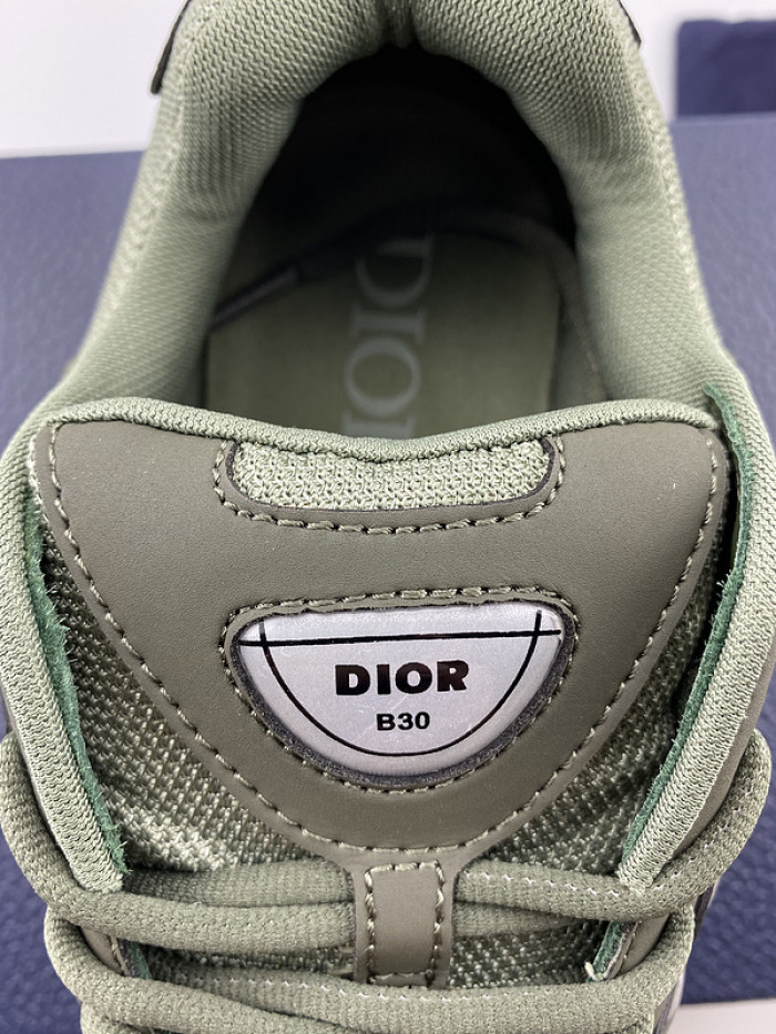 b30 sneaker