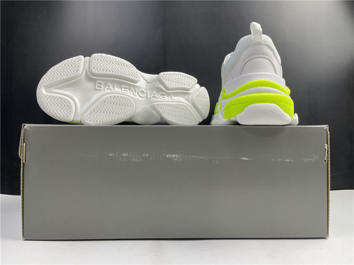 blcg sneaker triple.s.