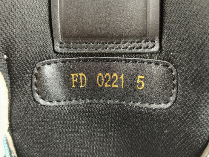 l0vt sneaker