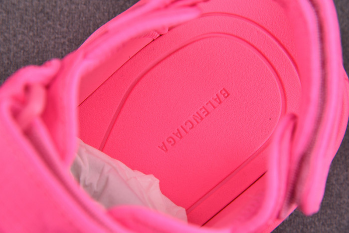 blcg sandals