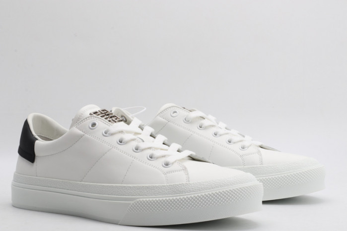 gi_venchy sneaker