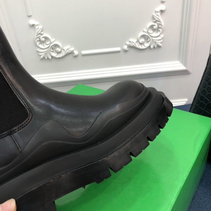 Bo*te*ga ve*ne*ta boots