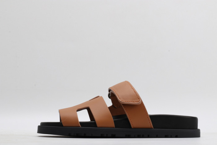 herm*s  slippers