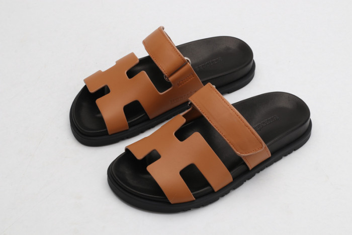 herm*s  slippers