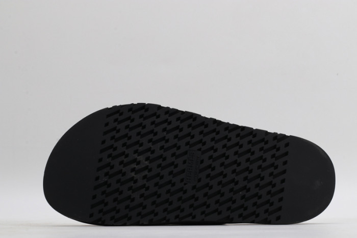 herm*s  slippers