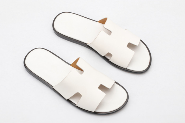 herm*s  slippers