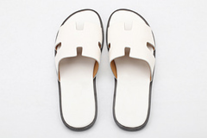 herm*s  slippers