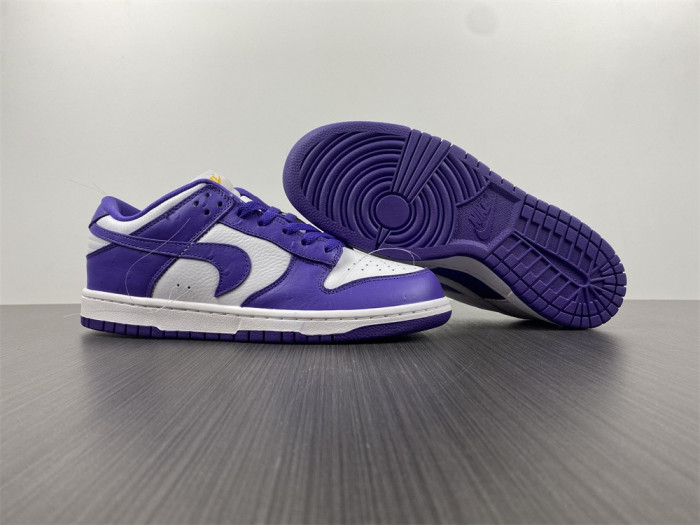 wmns dunk low 