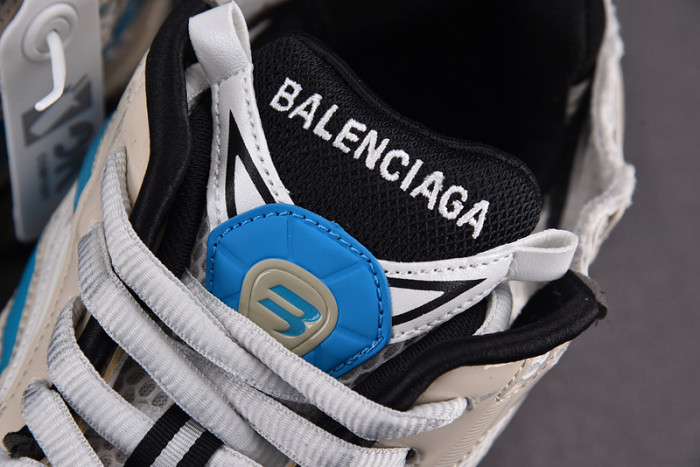 Ba*len*cia*ga -runner