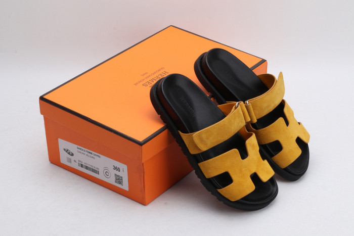 herm*s  slippers