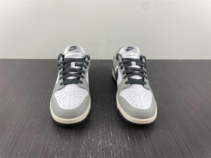 nike dunk low light smoke grey  - dd1503-117