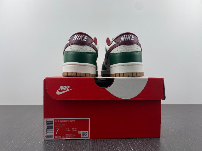 nike dunk low gorge green fb7160-161