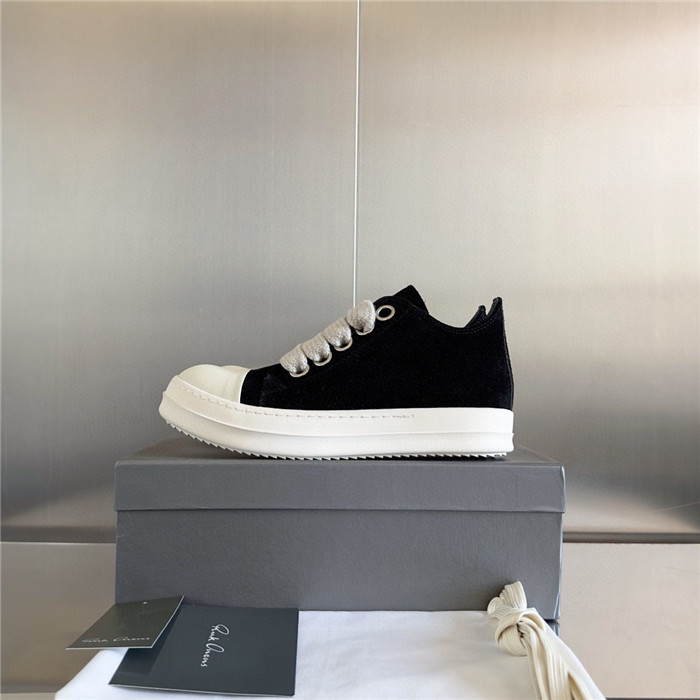 rick 0wens sneakers（made of cloth）