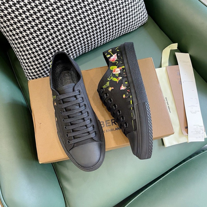 bur  sneaker