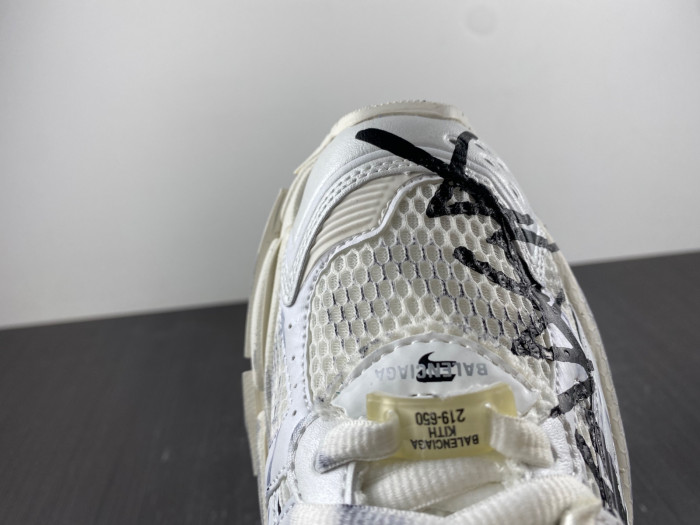 Ba*len*cia*ga -runner