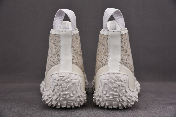 d10r b28  oblique high top sneaker