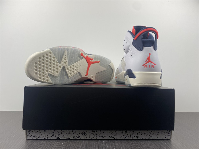 air jordan 6 retro tinker white/infrared 23-neutral grey-sail 384664-104