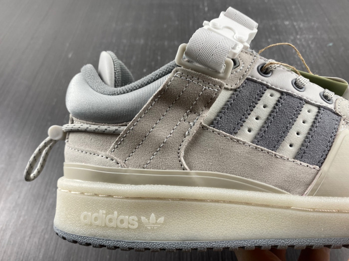 bad bunny x forum buckle low 