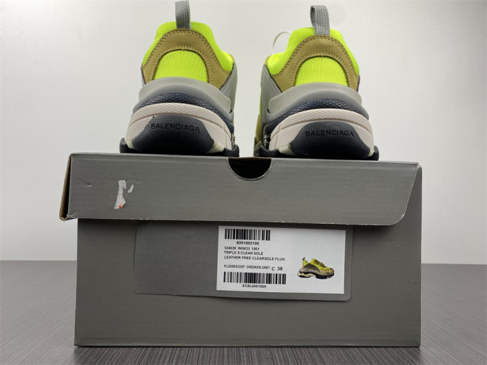 blcg sneaker triple.s.