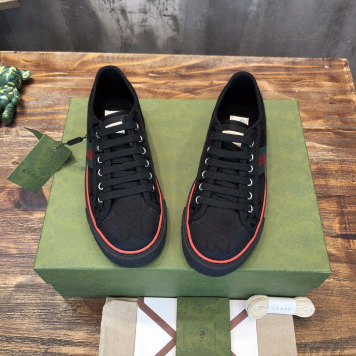 G*u*i  low-top sneaker