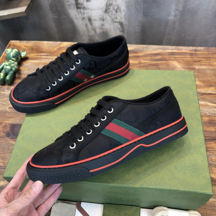 G*u*i  low-top sneaker