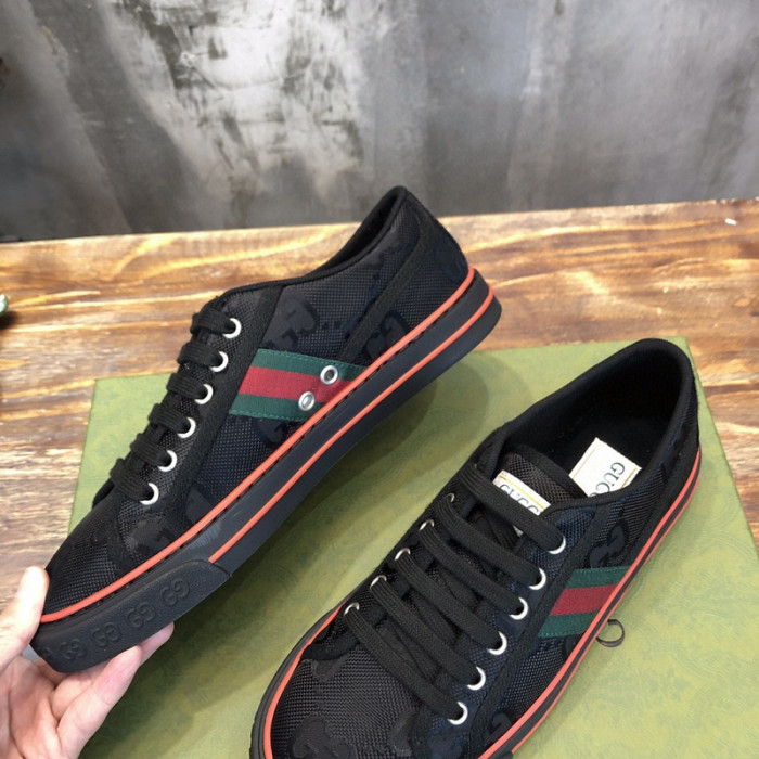 G*u*i  low-top sneaker