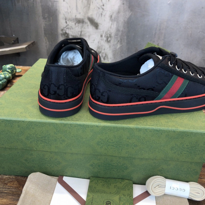 G*u*i  low-top sneaker