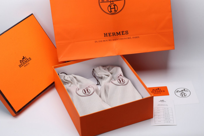 herm*s  slippers