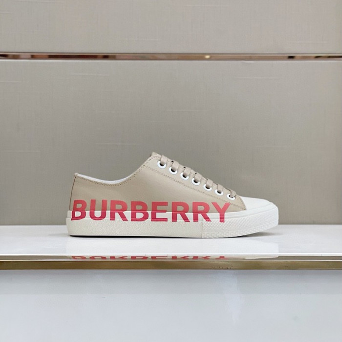 bur  sneaker