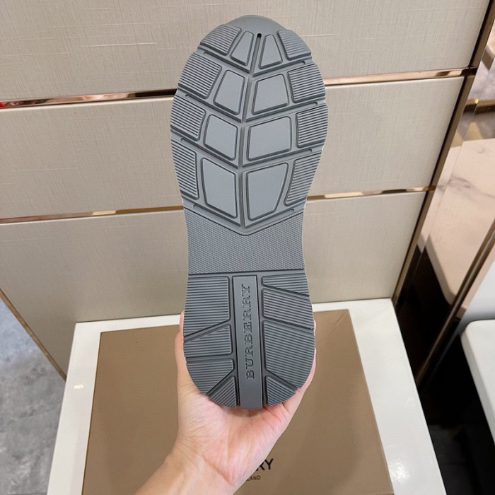 bur  sneaker