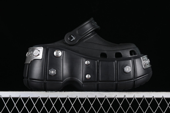 blcg sandals