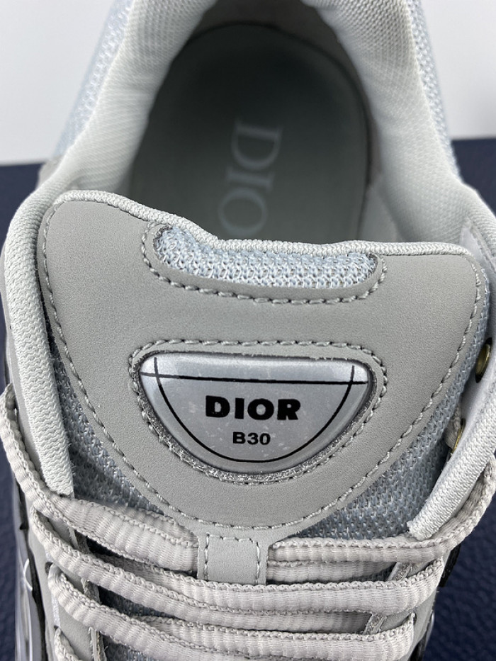 b30 sneaker