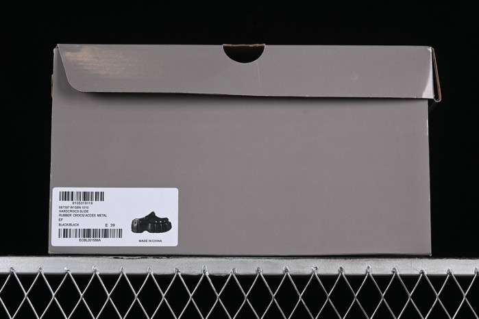blcg sandals