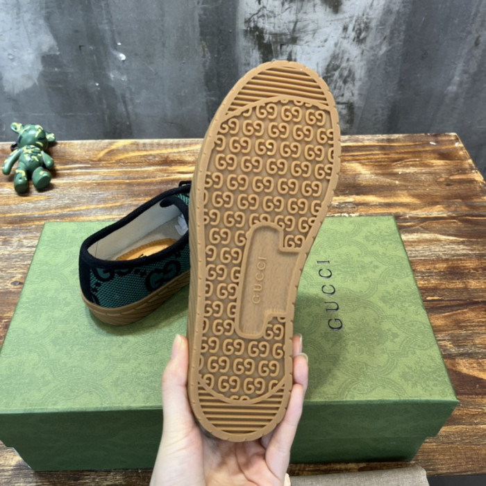 G*u*i  low-top sneaker