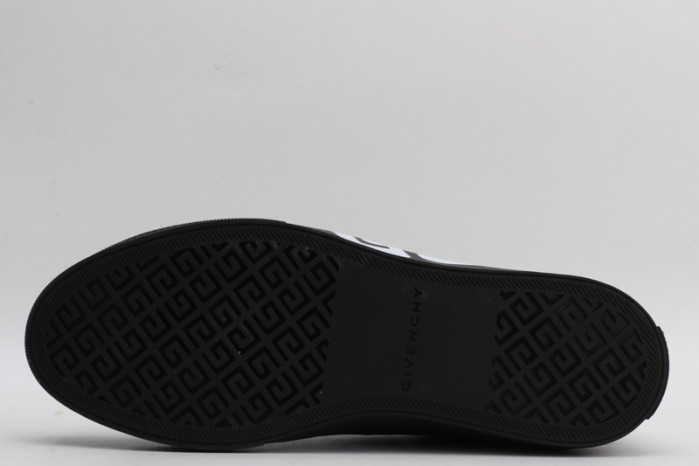 gi_venchy sneaker
