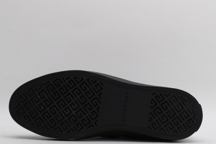 gi_venchy sneaker