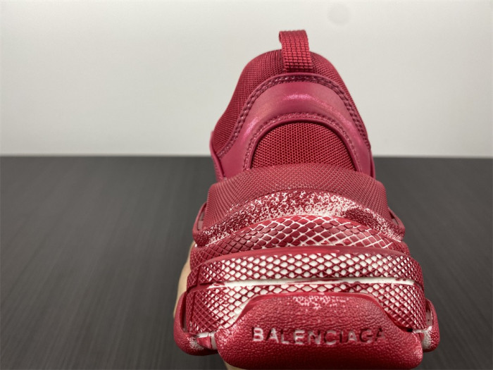 blcg sneaker triple.s.