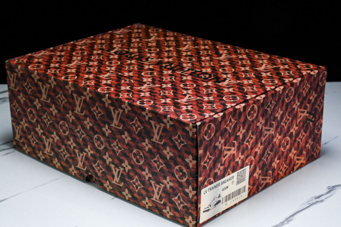 l0vt sneaker